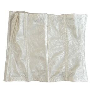 Maidenform Off-White Corset Silk Design
